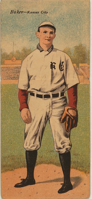 显示出他与 显示出他与